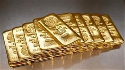 أونصة الذهب العالمية تحافظ على مستوياتها أعلى 4022 دولارًا وتدعم الاستقرار المحلي