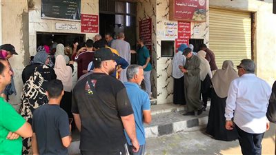 محافظ الدقهلية يتابع انتظام العمل بمخبز الخبز المدعم بالمنصورة