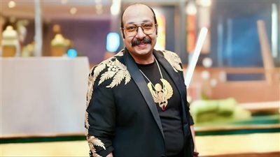 موقف كوميدي على الهواء.. محمد ثروت يكشف مفاجأة عن مشاركته في حفل كأس العالم