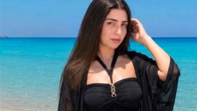 مي عز الدين تتألق بإطلالة سوداء كاملة وتلفت الأنظار على السوشيال ميديا