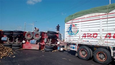 محافظ الدقهلية يتابع رفع سيارة بنجر بطريق رافد جمصة