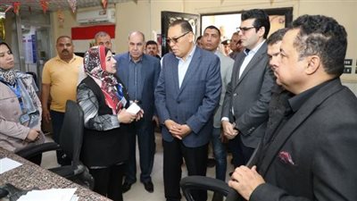 محافظ الشرقية يُتابع إجراءات تلقي طلبات التصالح في مخالفات البناء بمدينة بلبيس