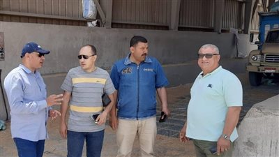 لجنة المرور المركزية لتوريد القمح تتابع أعمال التوريد والتفريغ بصومعة طنطا الإماراتيه