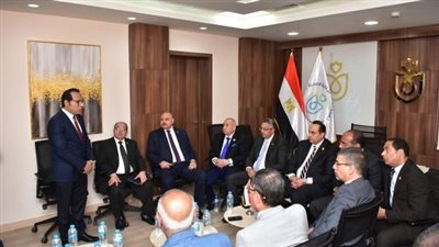 رئيس هيئة الرعاية الصحية بالأقصر يستقبل رئيس لجنة الصحة بمجلس الشيوخ 