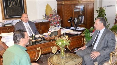محافظ أسيوط يلتقي مدير مديرية التربية والتعليم الجديد ويطالبه بتكثيف الجهود بالقطاع