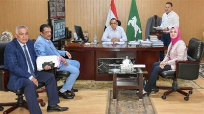 محافظ الشرقية يلتقي نواب البرلمان لحل مشاكل دوائرهم وتقديم أفضل الخدمات للمواطنين