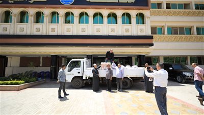توزيع ارز وسكر على الأسر الاولى بالرعاية بمراكز كفرالشيخ 