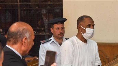 رشوة الجمارك.. النيابة: مقهى الرشوات بالمقطم شاهد على اللقاءات المحرمة
