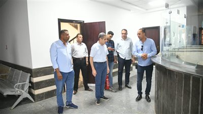محافظ الغربية يتابع مشروعات الرصف والتطوير بزفتى والسنطة| صور 