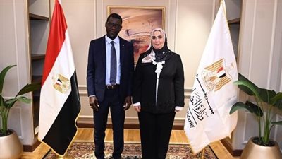 القباج تستقبل وزير التمويلات الصغرى بالسنغال.. ويناقشان فرص التعاون 