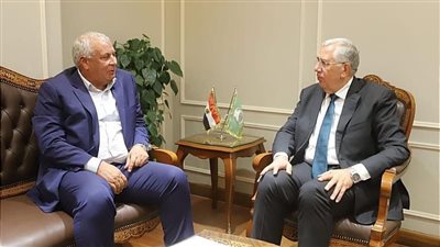 وزير الزراعة ومحافظ الوادي الجديد يتابعان جهود استصلاح الأراضي والحصر التصنيفي بالمحافظة 