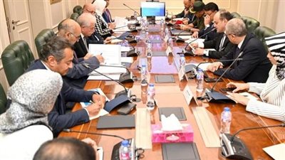 وزارة التجارة تستضيف اجتماع لجنة المنطقة الصناعية بأبو زنيمة
