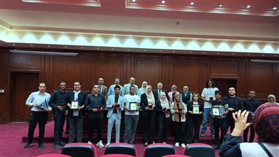 أكاديمية الشروق تكرم الطلاب الفائزين في المسابقة الثقافية