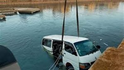 مصرع شخصين وإصابة 8 في حادث سقوط ميكروباص بالجيزة