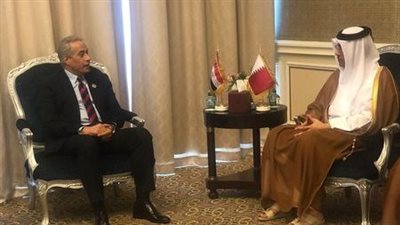 شحاتة لـ نظيره القطري: مصر جاهزة بالعمالة الماهرة في كافة التخصصات