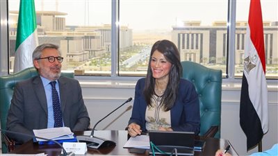 وزيرة التعاون والسفير الإيطالي يرأسان لجنة إدارة المقابل المحلي لبرنامج لمبادلة الديون