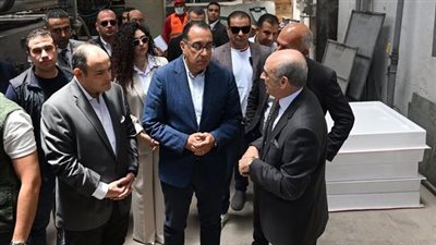 مدبولي يتفقد مصانع شركة 