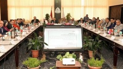 محافظ الشرقية يُشارك اجتماع مجلس جامعة الزقازيق