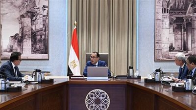 مدبولي: الدولة تعمل على توافر مختلف الأدوية ووفرت المكون الأجنبي المطلوب