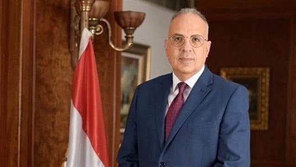 وزير الري