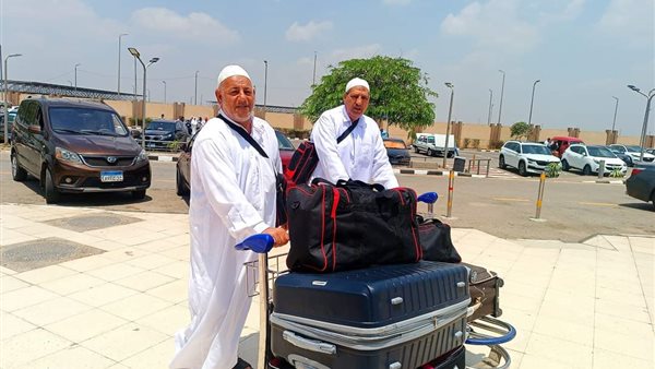 خلف الحدث