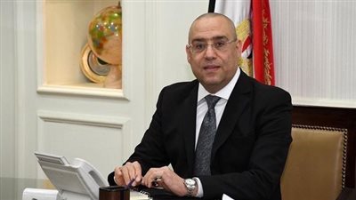 وزير الإسكان يوجه باستمرار معدلات تنفيذ مشروعات الصرف الصحي..نقل الخبرات لشركات مياه