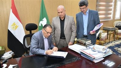 محافظ الشرقية يعتمد نتيجة إمتحانات الفصل الدراسي الثاني للشهادة الإعدادية بنسبة نجاح 87.1٪ %
