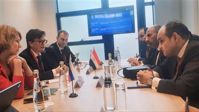 وزير التجارة والصناعة يبحث مع وزيرة الزراعة الروسية فرص زيادة الصادرات الزراعية بين البلدين خلال المرحلة المقبلة
