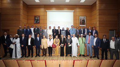 بالصور..إشادة كبيرة بنجاحات وإنجازات 