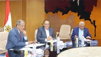 محافظ الشرقية يُشارك اجتماع مجلس إدارة المعهد التكنولوجي العالي بالعاشر من رمضان