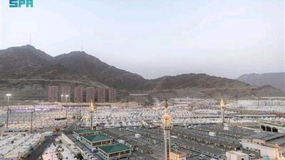 بدء تفويج حجاج السياحة إلى مشعر عرفات لأداء الركن الأعظم من الحج غدا
