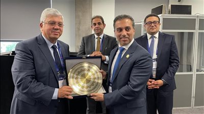 وزير التعليم العالى يلتقي بوزير التربية والتعليم الإماراتي على هامش قمة البريكس