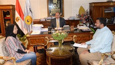 محافظ أسيوط يستعرض الموقف التنفيذي لمشروعات مدينة ناصر وجذب استثمارات جديدة
