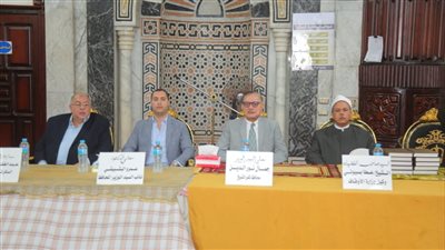 محافظ كفرالشيخ يشهد فعاليات البرنامج الصيفى التثقيفى للطفل بمسجد الفتح 