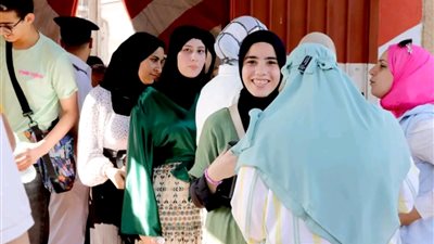 طلاب الثانوية العامة: أسئلة اللغه الأجنبية الثانية مباشرة ولا توجد أي صعوبة