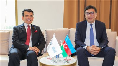 بالصور..المدير العام للإيسيسكو يلتقي وزير الشباب والرياضة الأذربيجاني في شوشا