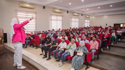 بالصور: الشعب الجمهوري يختتم معسكره التدريبي ببورسعيد بمحاضرات وزيارات مجتمعية 