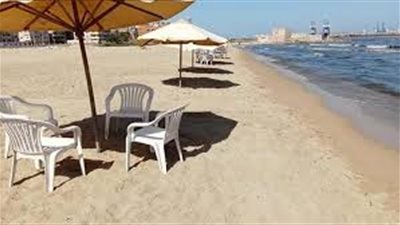 طقس حار بالإسكندرية ورياح ساخنه تتسبب فى إرتفاع الأمواج.. تحذير هام