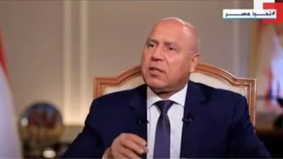 كامل الوزير : الرئيس السيسي وجه بتشكيل لجان لرصد ومتابعة الطريق الإقليمي