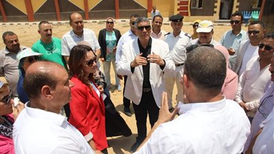 محافظ الجيزة يتفقد مشروع الاسطبلات الحضارية لخدمة المنطقة الأثرية بالأهرامات 
