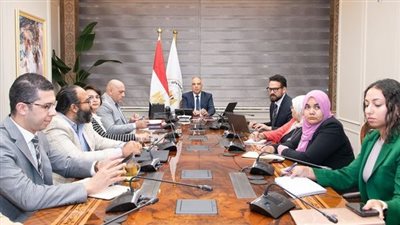 وزير الري: الإستفادة من التصوير الجوى فى رصد التعديات على المجارى المائية