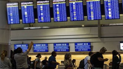بعد العطل العالمي .. أستراليا تحذر من مواقع إلكترونية ضارة
