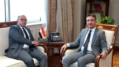“الرقابة المالية” و”التموين” يبحثان آليات تنشيط البورصة السلعية