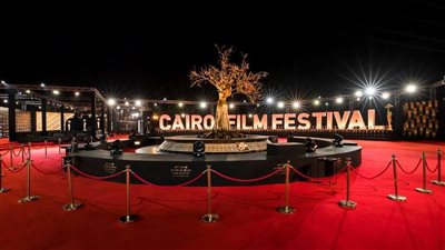 مهرجان القاهرة السينمائي الدولي وجامعة كوفنتري بالقاهرة يوقعان مذكرة تفاهم