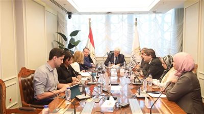وزير التعليم العالي يناقش خبيرة دولية سُبل الارتقاء بمهارات الخريجين لسوق العمل