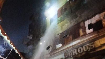 قرار مهم من محافظ القاهرة بشأن حريق عقارين بالموسكي 