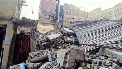 إنهيار عقار في منطقة سكة زفتى بالمحلة الكبرى ووقوع عدد من الضحايا