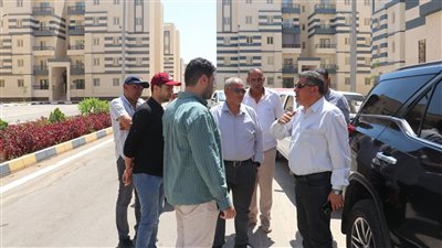 رئيس جهاز مدينة السادات يتفقد المشروعات الجارية تنفيذها بقطاعات الطرق والمرافق والإسكان 