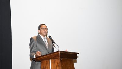 محافظ قنا يعقد اللقاء الأسبوعي لبحث مطالب ومشكلات المواطنين