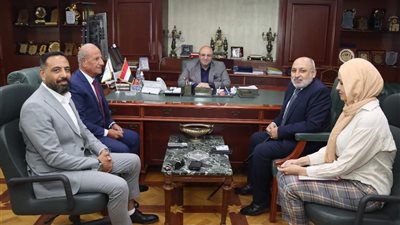 محافظ بني سويف ملف الاستثمار يأتي في مقدمة الملفات الحيوية